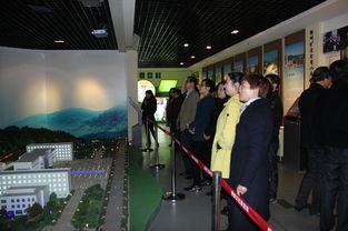 春日芳華映礦魂 桃園社區(qū)組織女職工參觀銅煤文化展覽館慶“三八”